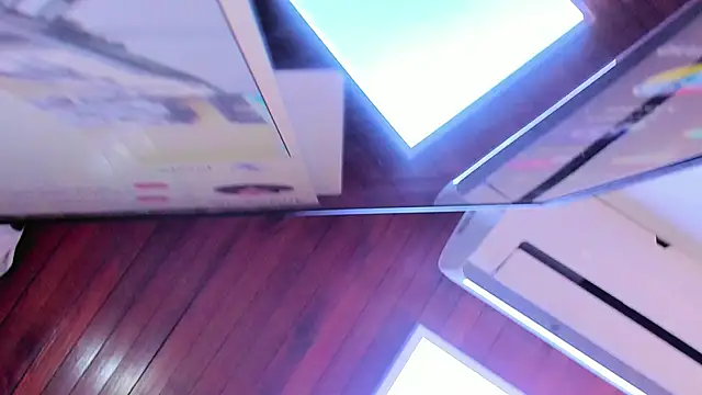 jaze_bradley's cam snapshot