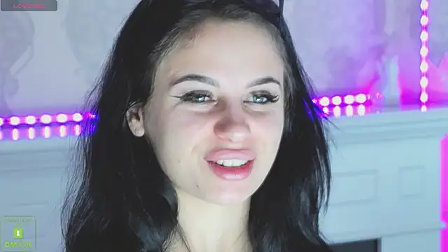 MaddySpears's cam snapshot