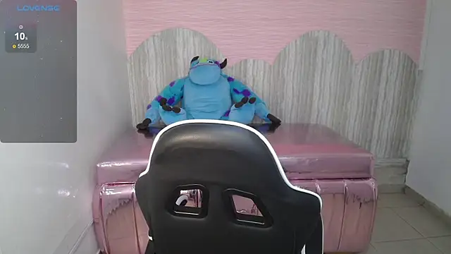 im_anny_t's cam snapshot