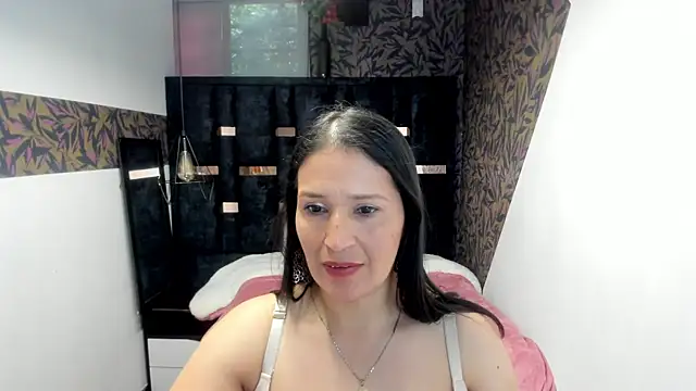 Barbara_fox__'s cam snapshot