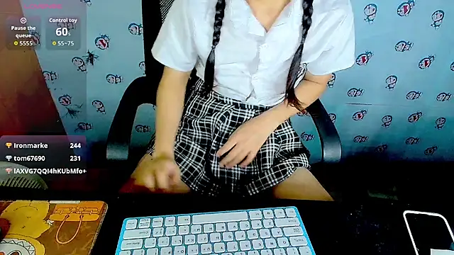 __Saphia__'s cam snapshot