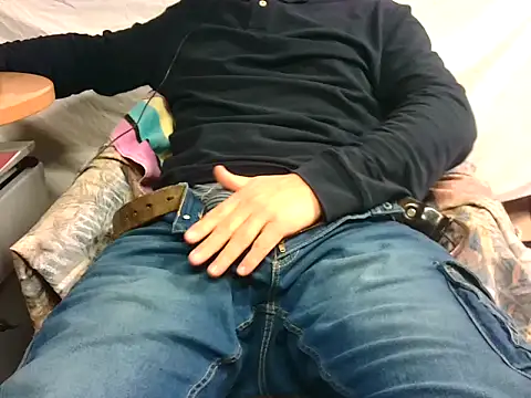 Giulio35_Pika live sex cam