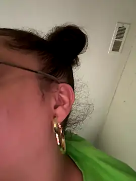 QueenNuttCollector live sex cam