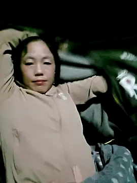 Sara_pusyy's cam snapshot