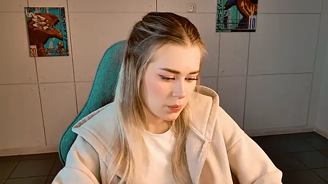 AdelLoyss's cam snapshot