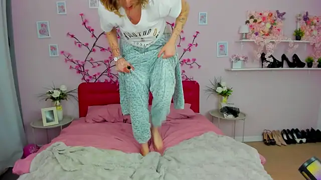 SabrinaRayX's cam snapshot