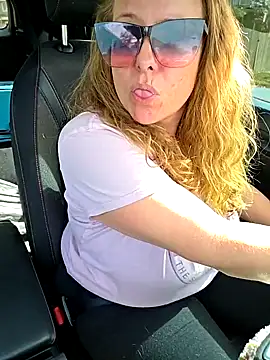 julimonroe's cam snapshot