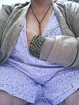 Kavya_XX's cam snapshot