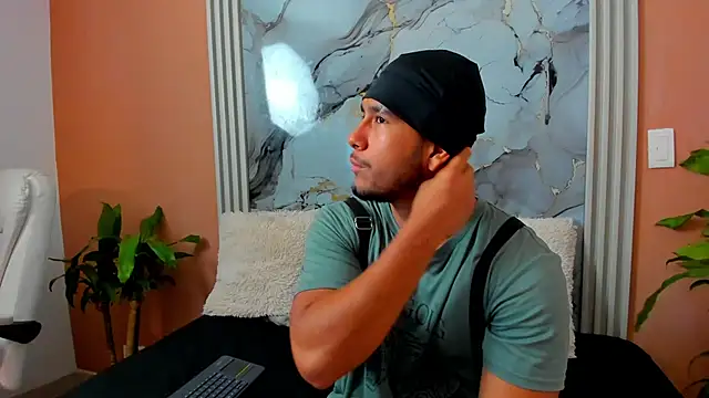 ander_montoyaa live sex cam