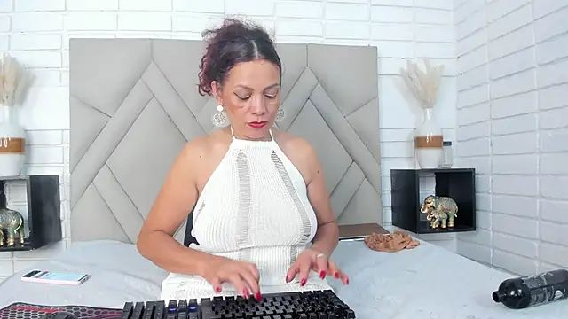 Kasandra_Gomez live sex cam