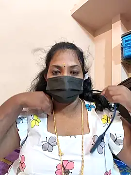 Tamil_Mithra's cam snapshot