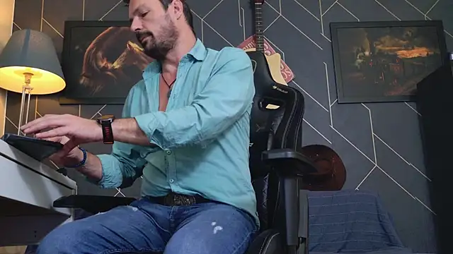 ChrisKox live sex cam