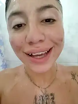 Kitty_Melodi live sex cam