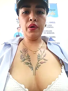 MAYE__13 live sex cam