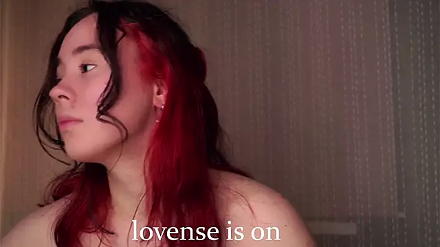 AlbertaClack's cam snapshot