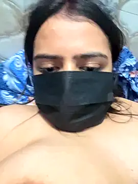 lusty_kaira's cam snapshot