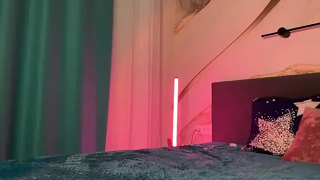 erikaa_miuu's cam snapshot