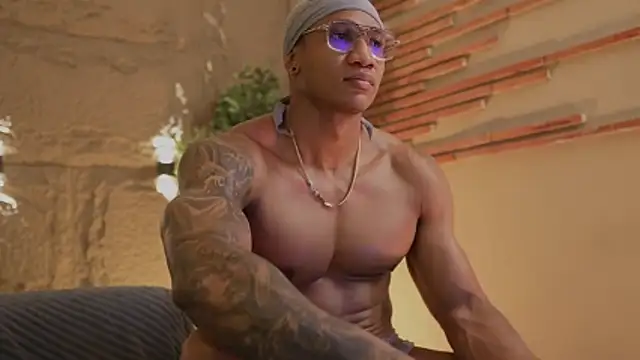 Logan_Varela's cam snapshot