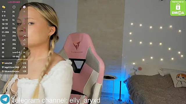 elly_aryxd's cam snapshot