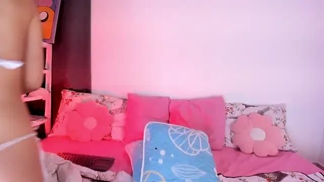 EmyGomezz's cam snapshot