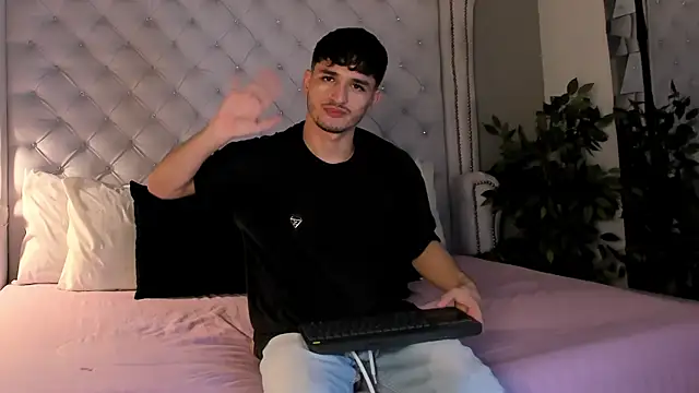 LiamMuller live sex cam