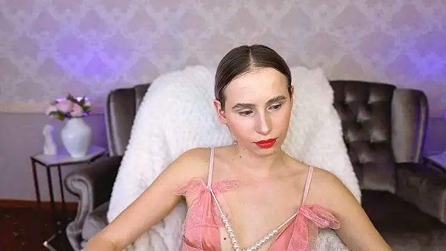 YourMoneyBossNikki's cam snapshot