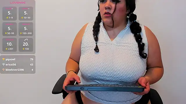 Lilith_Aliany_'s cam snapshot