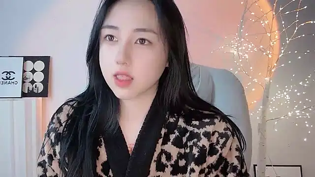 Love-hanzaizai718's cam snapshot