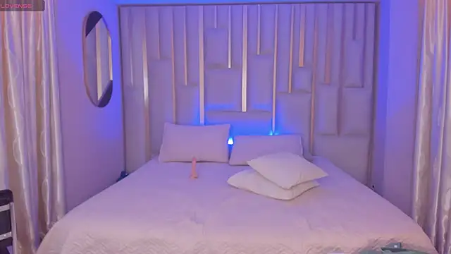 ZoeyWalker_'s cam snapshot