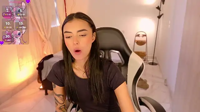 AnabelWolf live sex cam