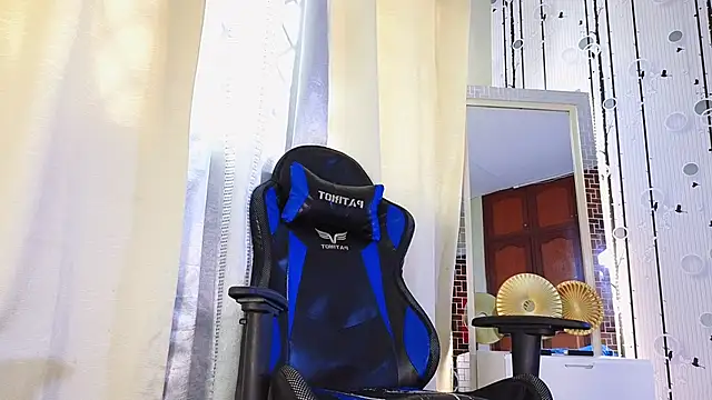 AlphaDrip's cam snapshot