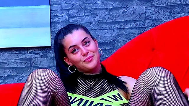 ErikaSins's cam snapshot