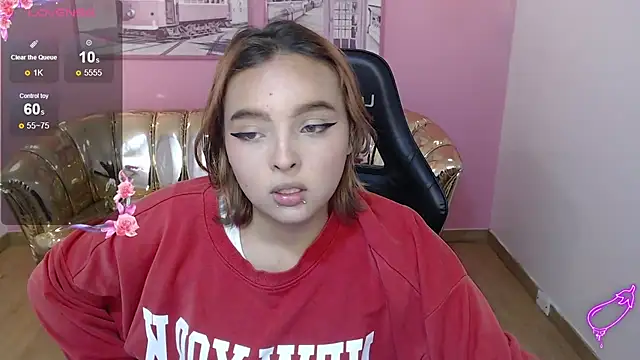 mia_foster_t's cam snapshot