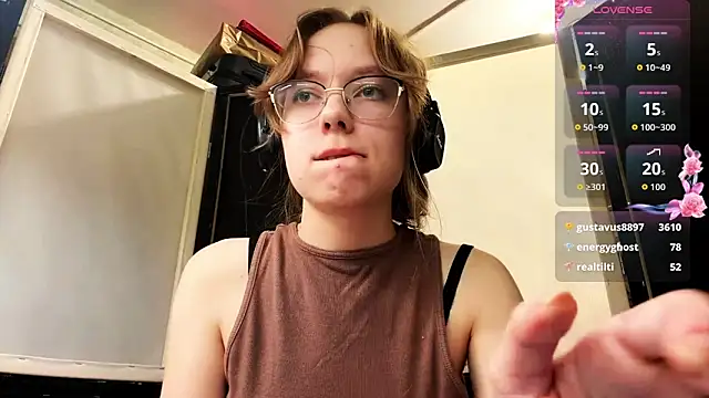 JuneCooper's cam snapshot