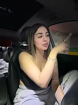 Alirawrz live sex cam