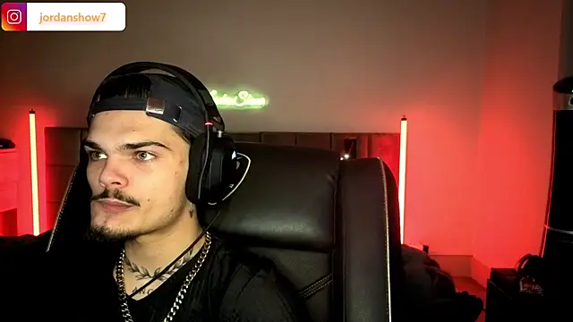 JordanShow's cam snapshot