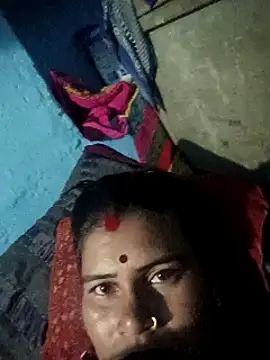 Chinki_pande's cam snapshot