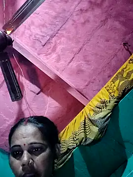 Pooja750's cam snapshot