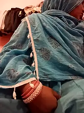 Hott_locky's cam snapshot