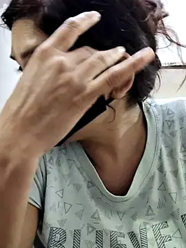 illay_love's cam snapshot