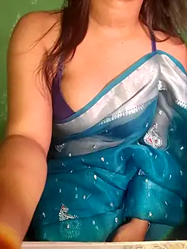 QueenOfHeart_07's web cam