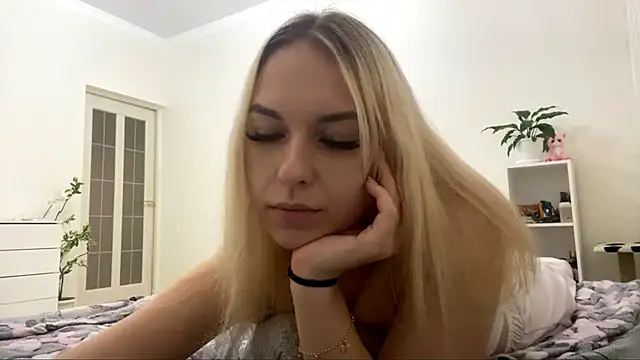 GingerMikos's cam snapshot