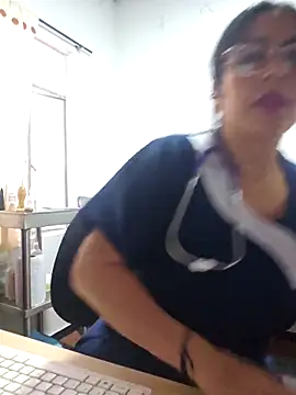 MARIANA-12_'s cam snapshot