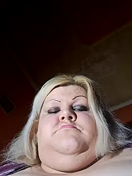 ducicsajsziii's cam snapshot