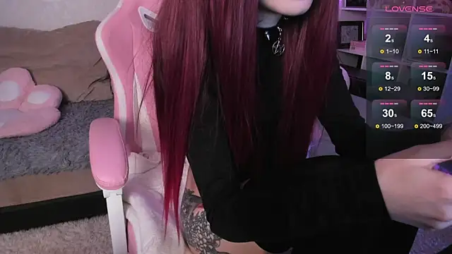 _ChloeSweeet_'s cam snapshot