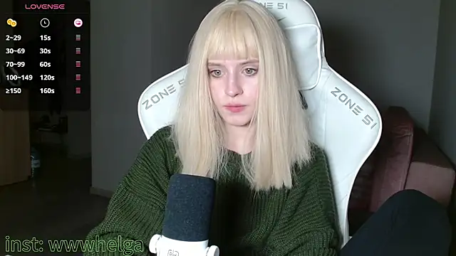 Helga__Pataki's cam snapshot