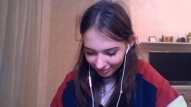 CeyaLier's cam snapshot