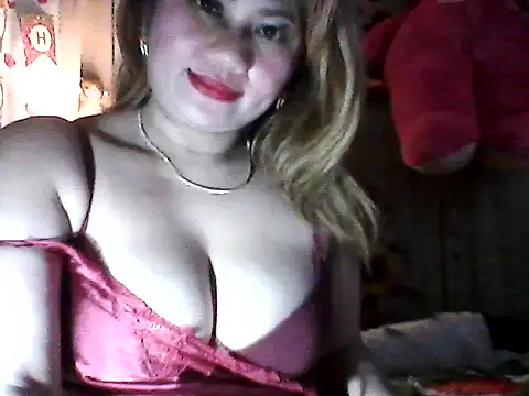 Miss_Heart's cam snapshot