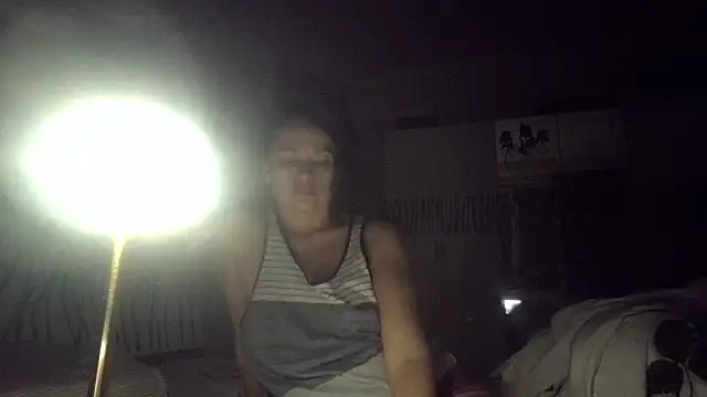 LindaStarS live sex cam