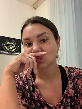 MiraMiss's cam snapshot